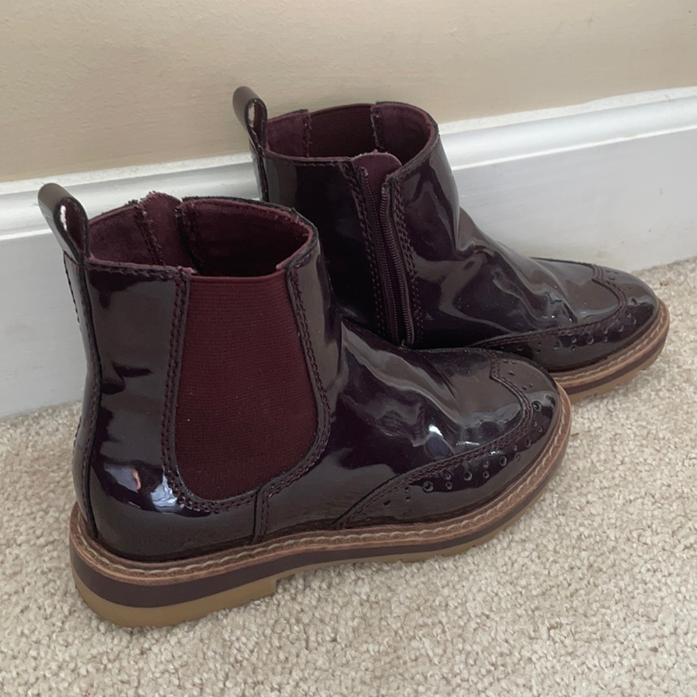 Oxford Chelsea boots